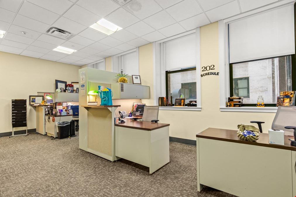 Downtown Turn-Key Educational Space