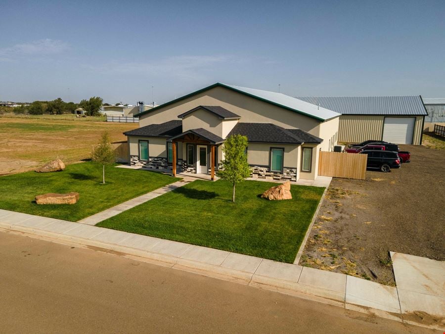 2 Barndo Dr