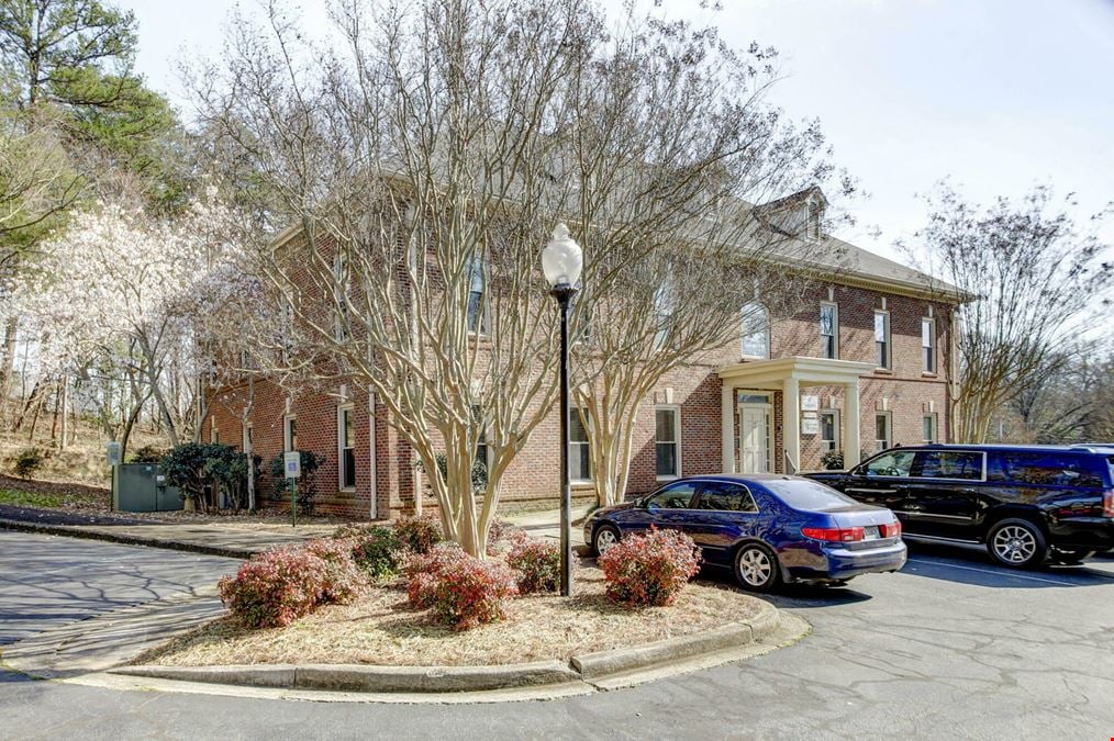 109 Laurens Rd