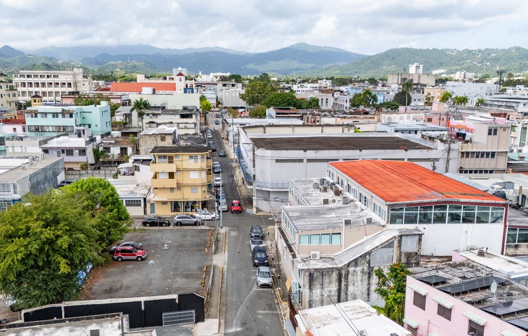 Prime Corner Commercial Building @ Downtown Caguas - For Sale