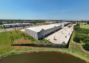 Market Center Warehouse