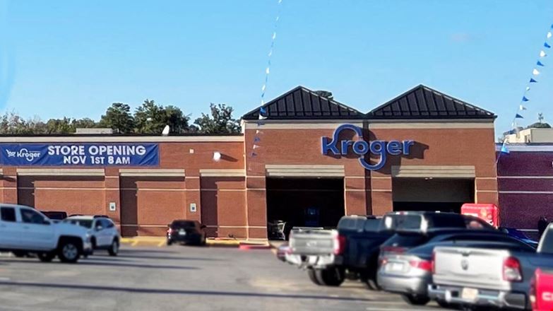 Preview of Retail space for Rent at 10300 N Rodney Parham Rd