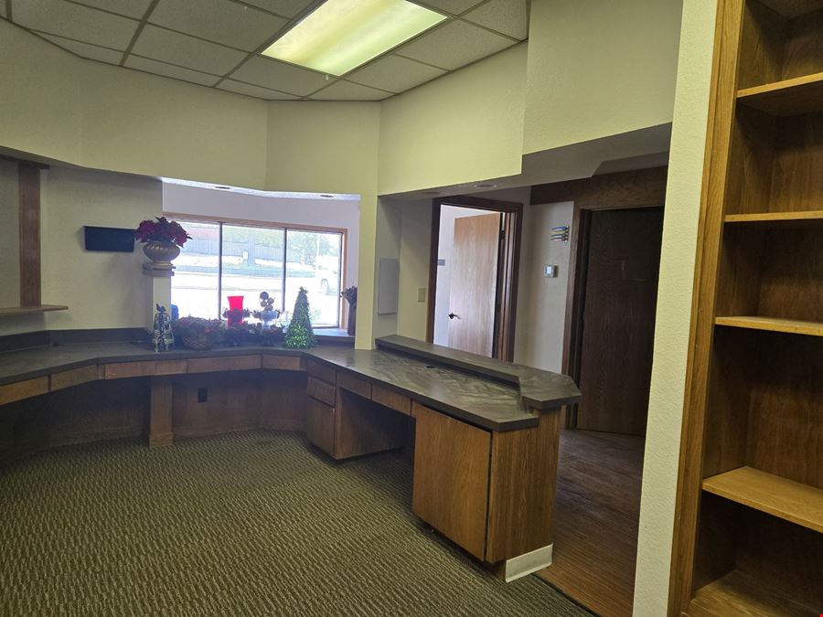 620 W Harwood Rd