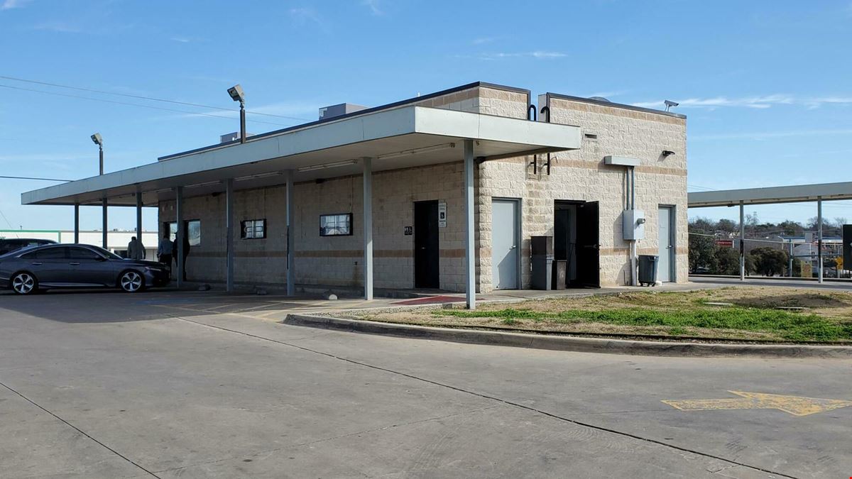 8621-8751 Camp Bowie Blvd W
