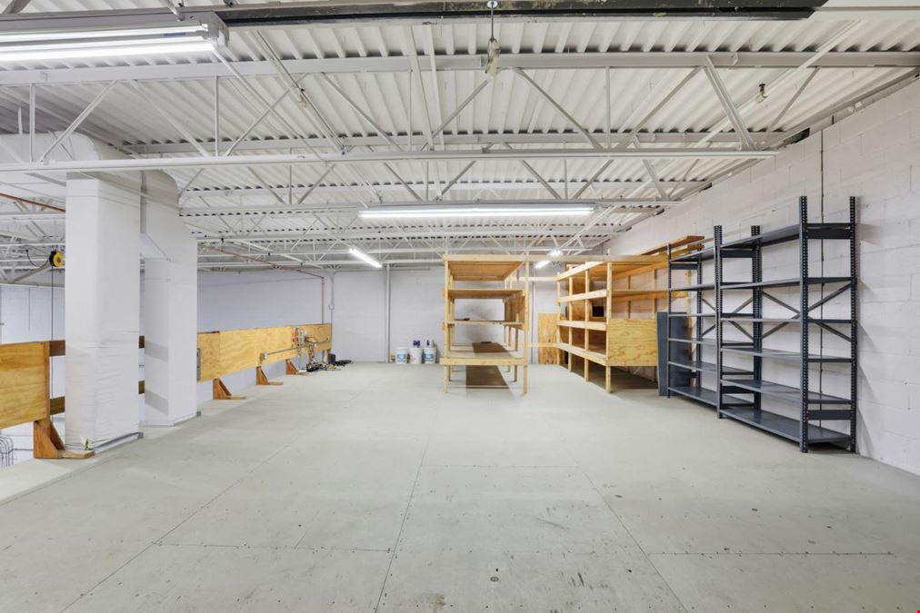 Industrial flex Space for Lease in Newburyport Seacoast Business Park