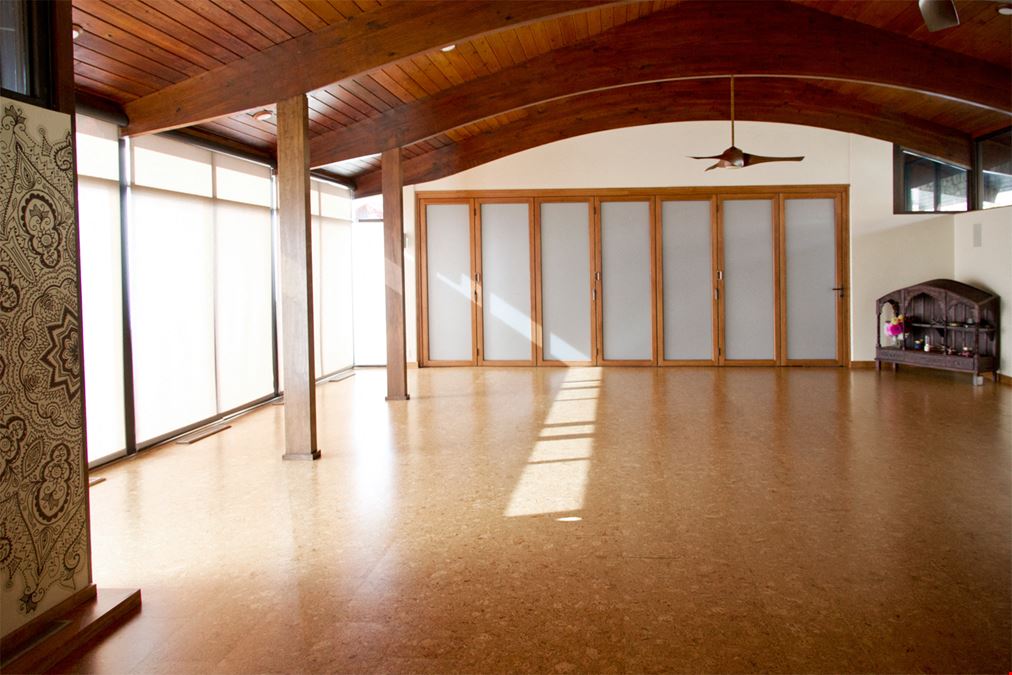 Retail Building Available in Downtown Black Mountain