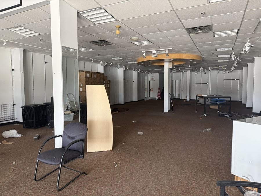 Prime Retail Space