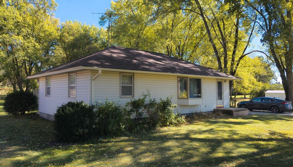 914 51st Ave SE - Single Family Home 