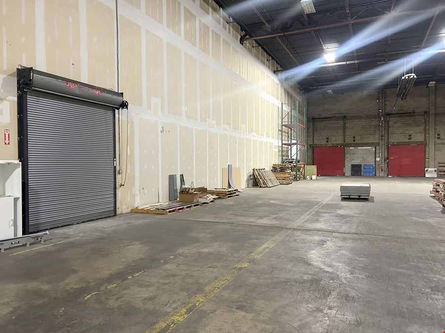 20,000 SF Distribution Warehouse Space