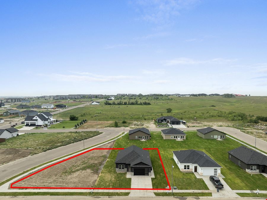 3201 & South Vacant lot 27th Ave W