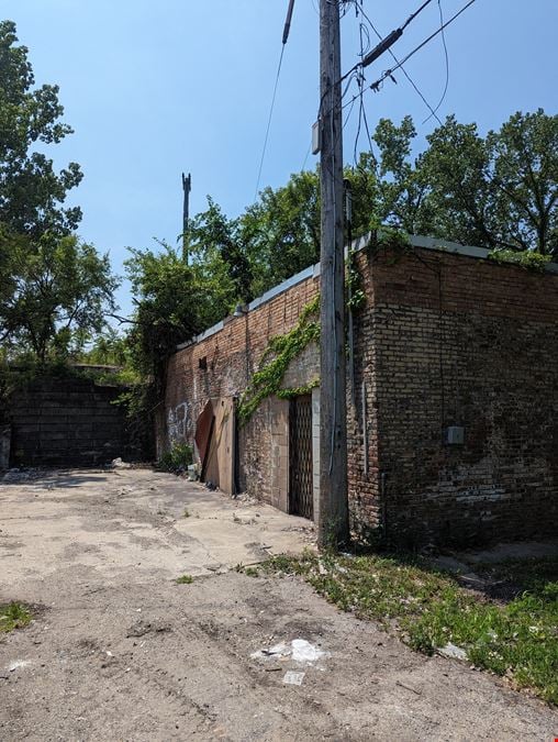±7,000 SF Industrial Warehouse with Incentives