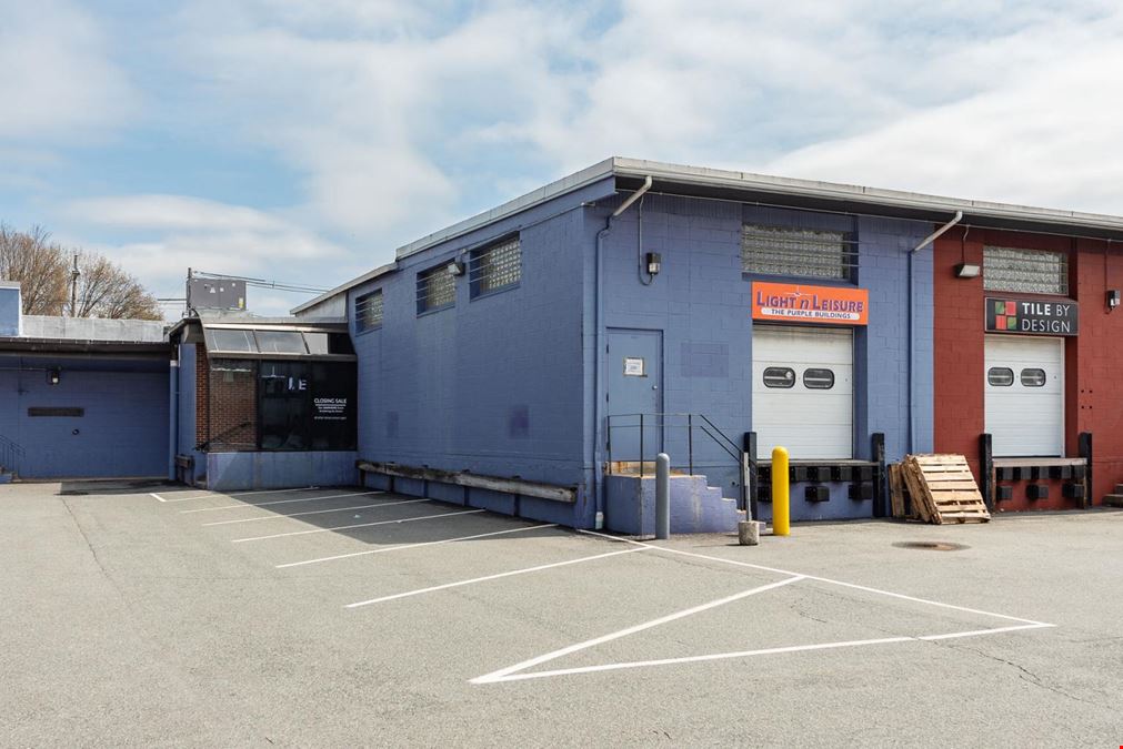 High Profile 6,950sf Retail Space for Lease in Danvers, MA