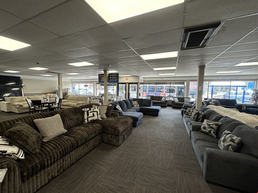 3146 Bailey Ave - 5,712+/- SF Retail