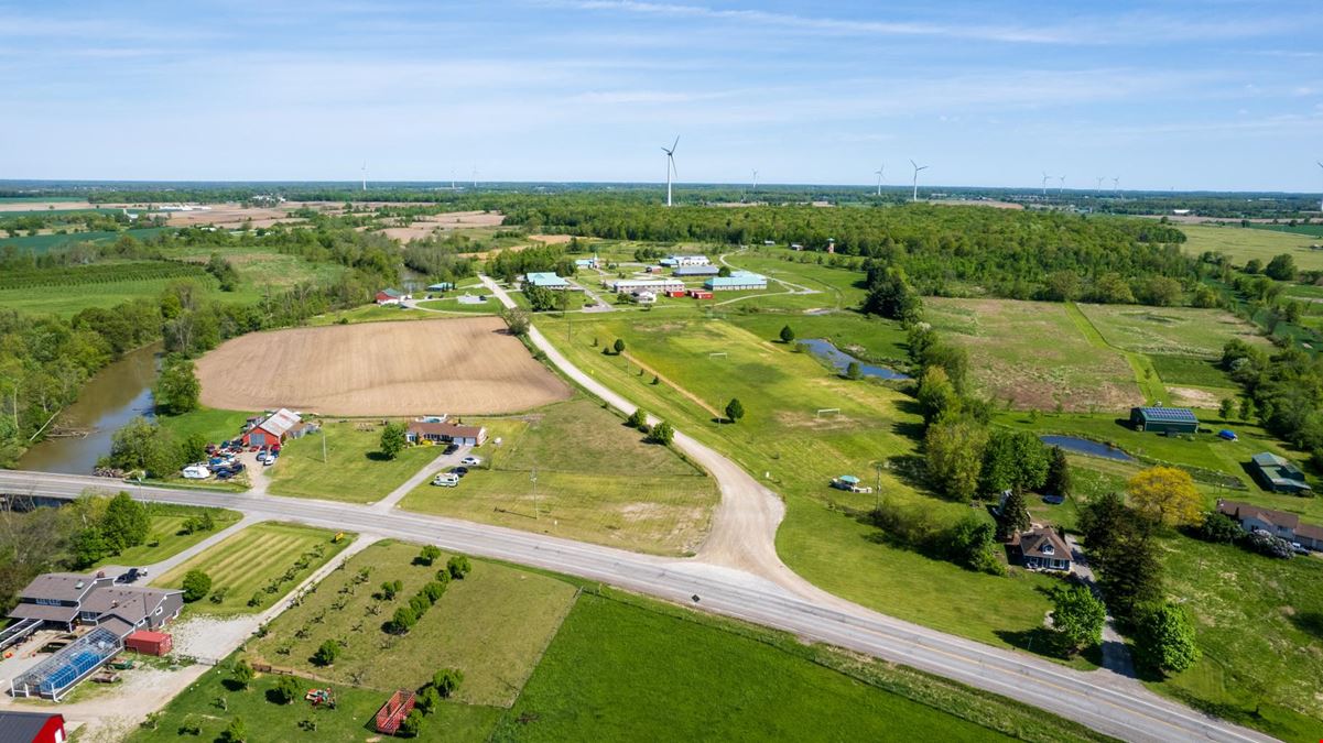 6727 & 6727 South Chippawa Road, West Lincoln