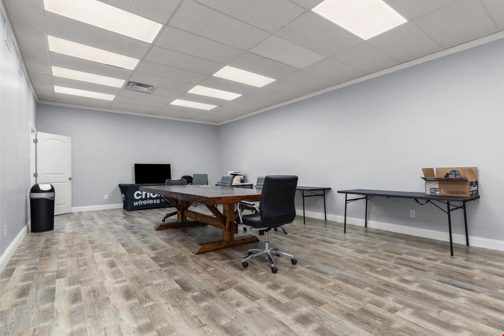 Festus Flex Warehouse/Office