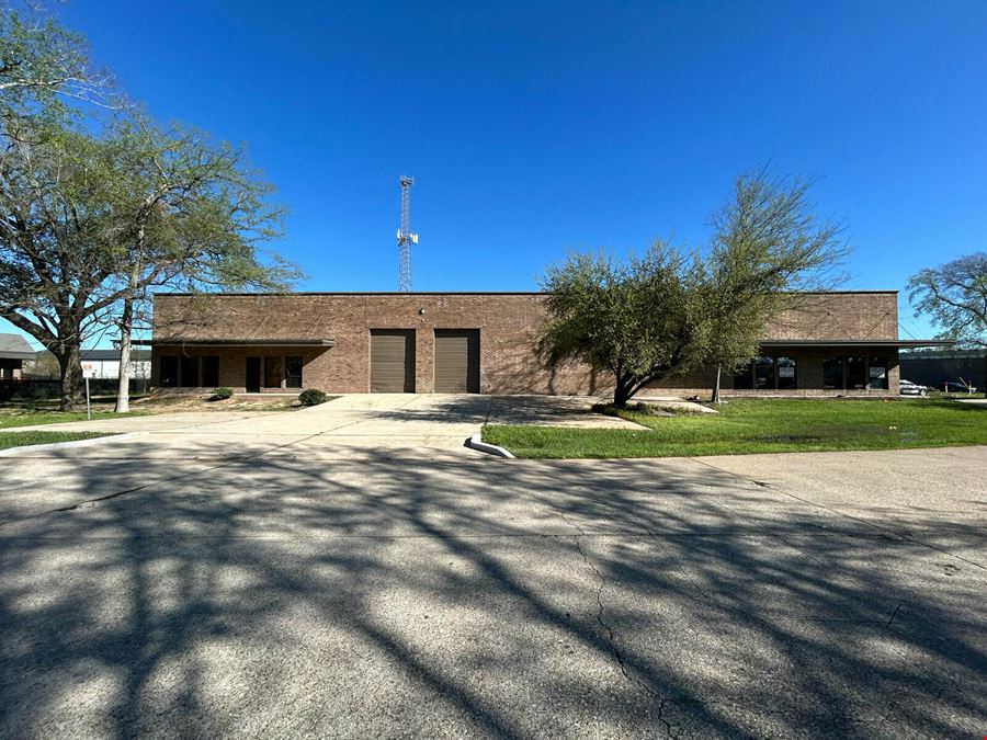 I-45 Industrial/Warehouse for Sale/Lease