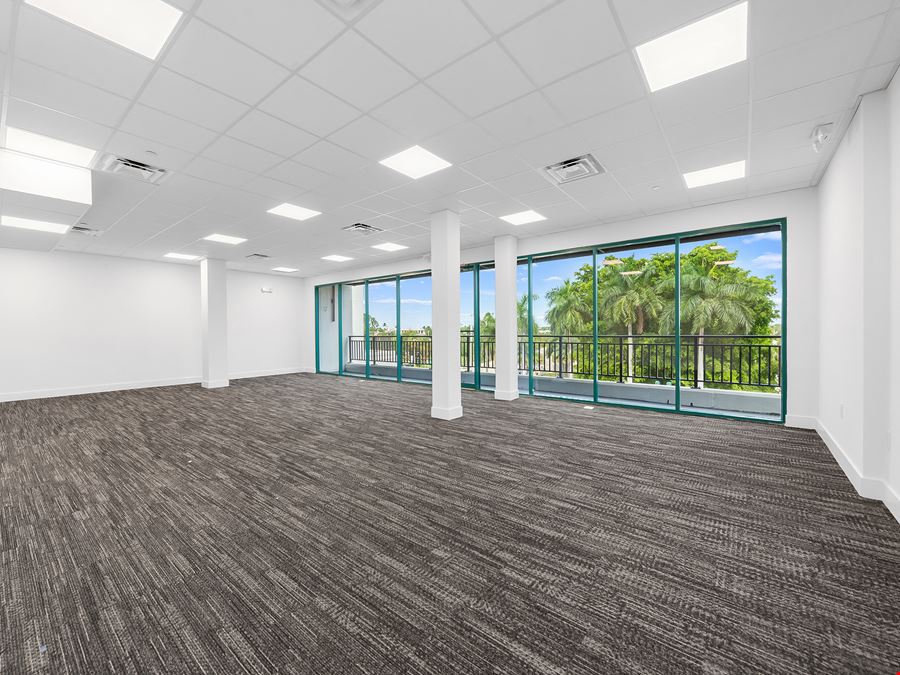 490 E Palmetto Park Rd