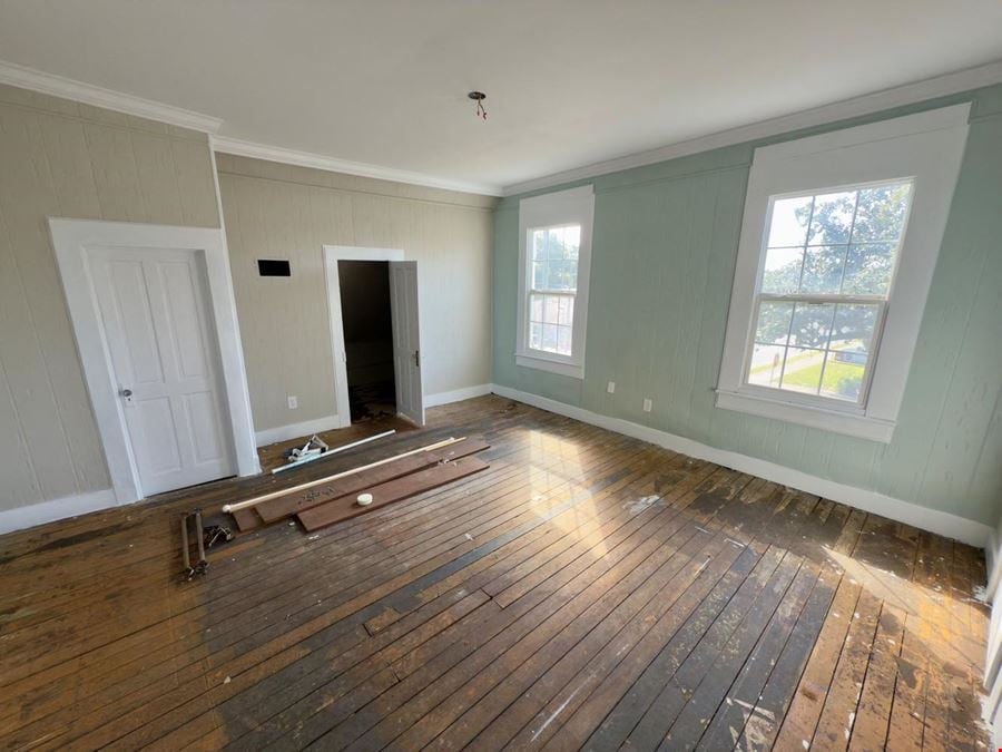 824 E La Rua Street, Pensacola, FL 32501