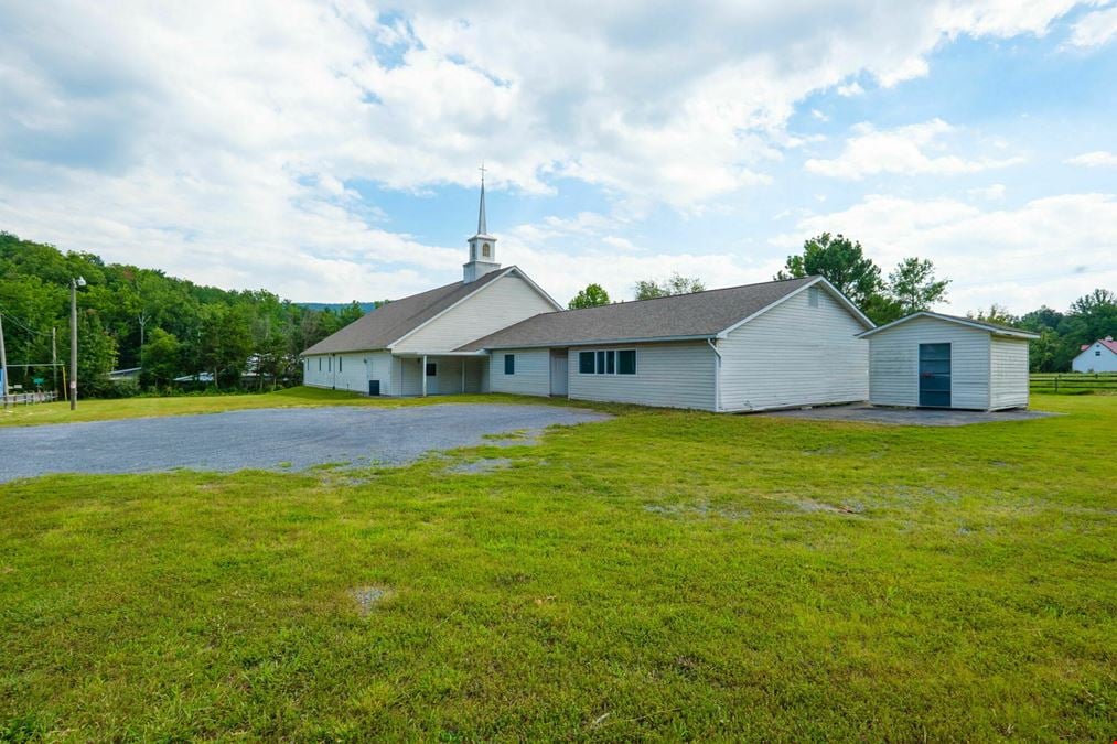 Spacious Multipurpose Facility on 1.38 Acres in Fort Valley, VA