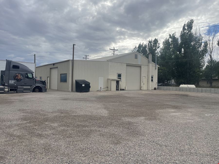Industrial Shop on Countyline near I15