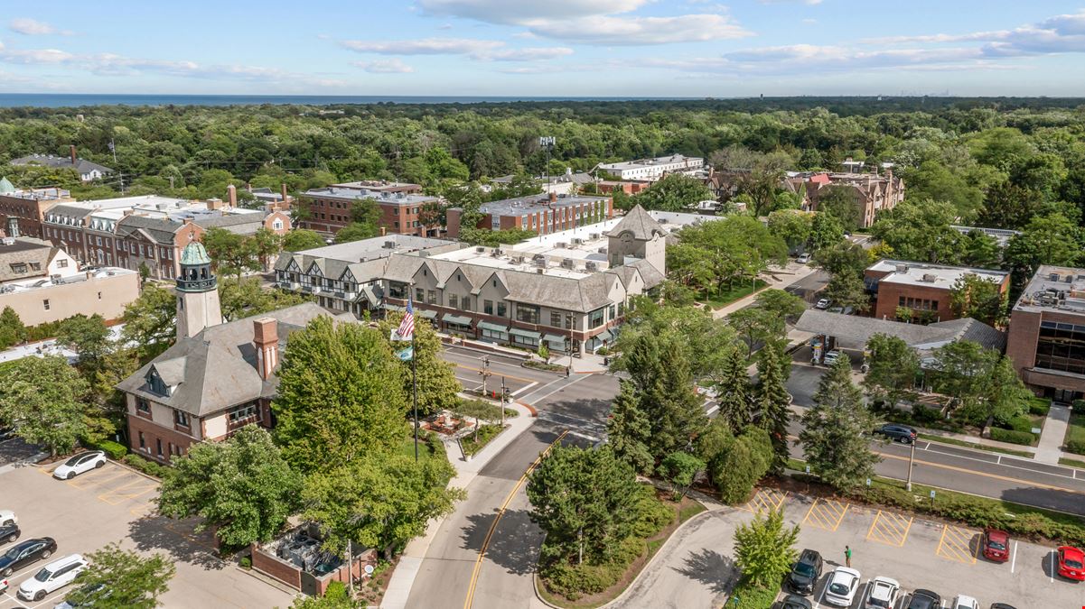 Deerpath Plaza