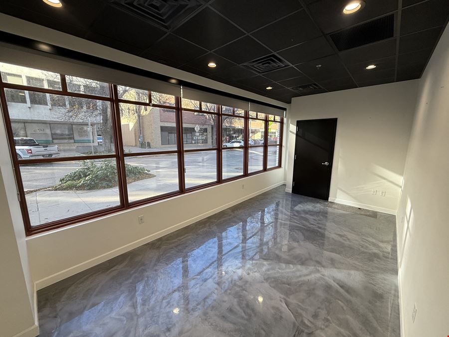 401 E Broadway Ave, Main Floor & Lower Level