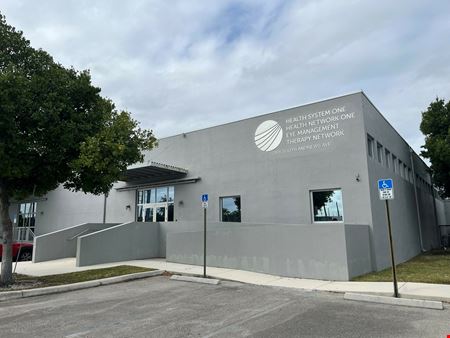 Preview of commercial space at 2001 S Andrews Ave