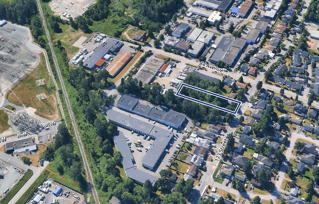 32,811 SF Land Mixed-Zoned Allowing Residential and Industrial Use