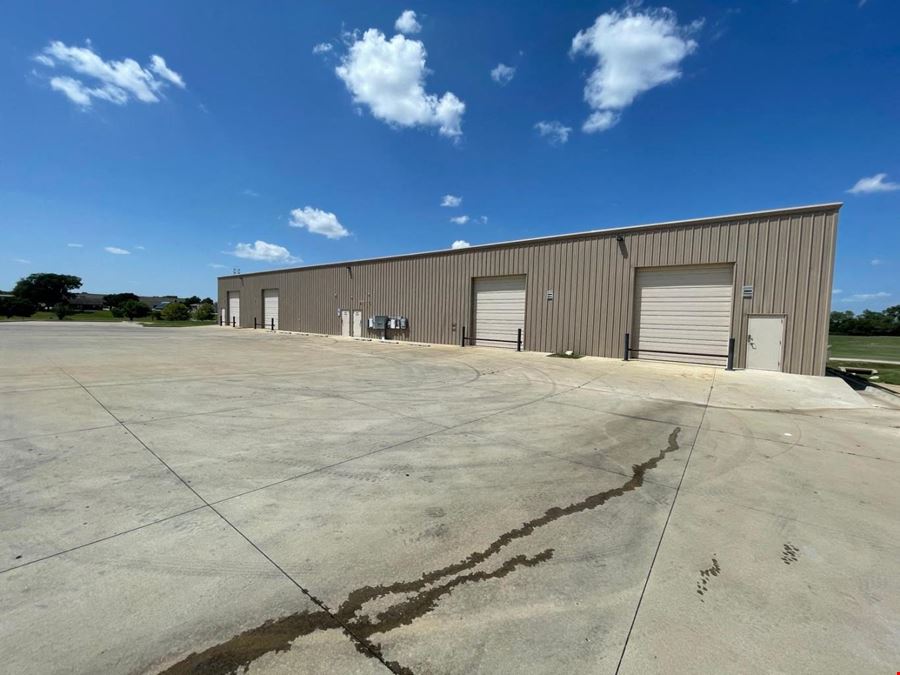 9915 E 51st St, Bldg B - Industrial