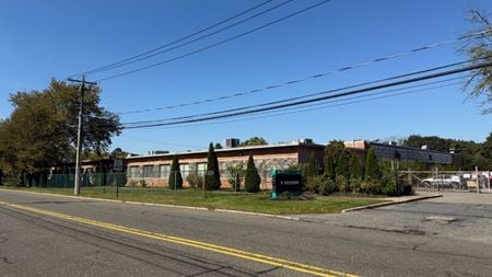 Preview of Industrial space for Rent at 505 Acorn Street
