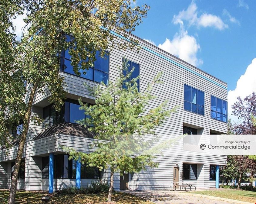 2901 International Lane