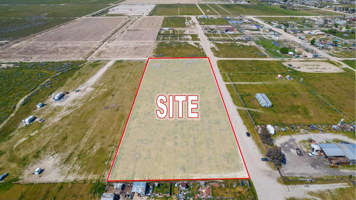 ±4 Acres of Level Land in Taft, CA