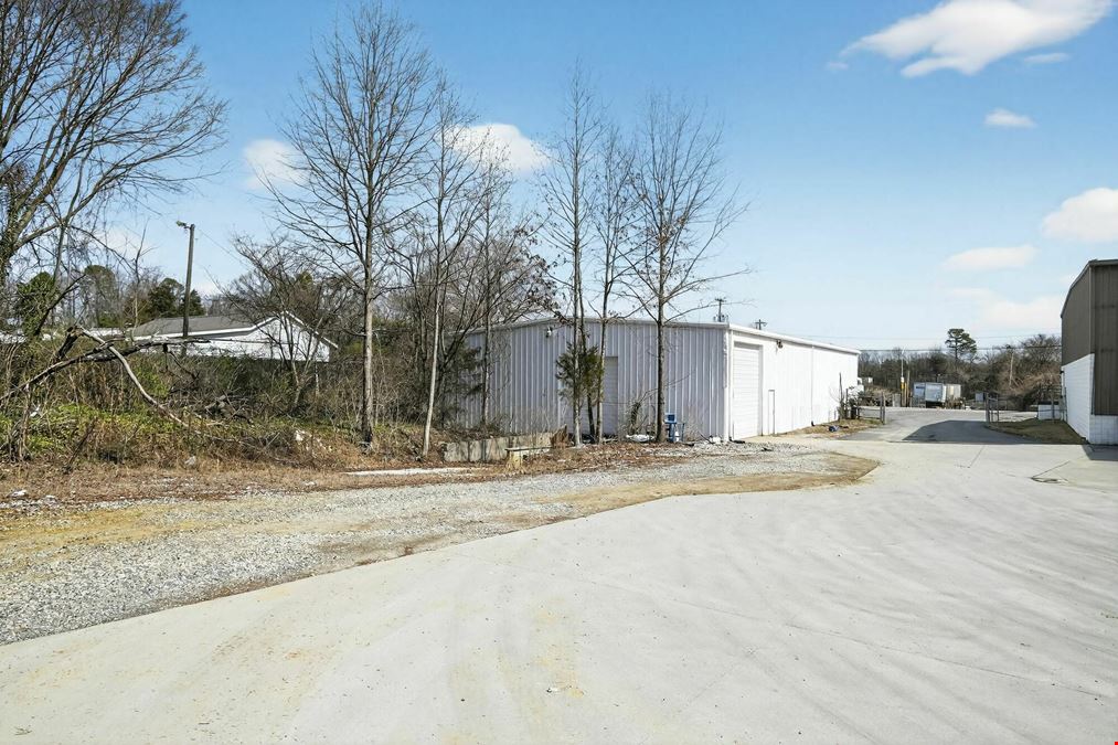312 New St, Hight Point - Industrial Warehouse with fenced IOS