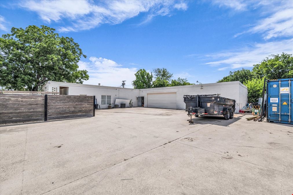 6808 Broad Ave