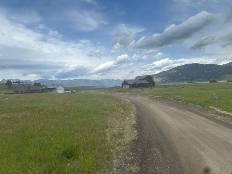 TBD Moose Dr