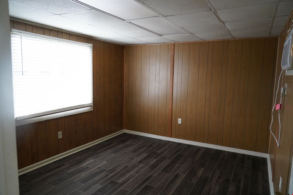 2012 W Whitner St.