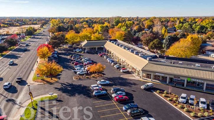 Spaces for Lease in Elm's Park Shopping Center | Boise, Idaho