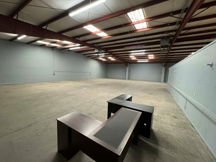 Move-In Ready Office/Warehouse with High Traffic Visibility