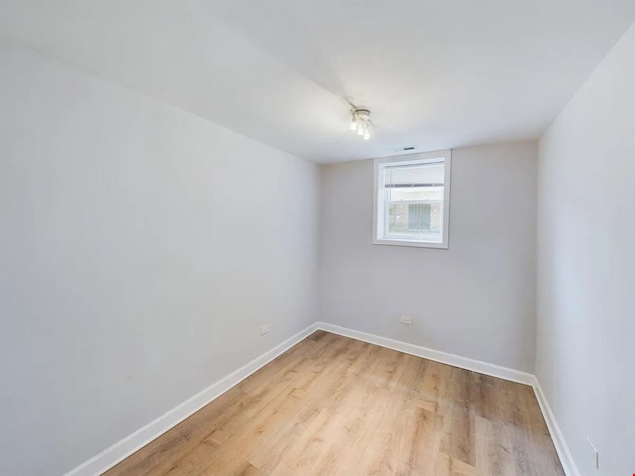619 E Groveland Park | 7 Unit Multifamily