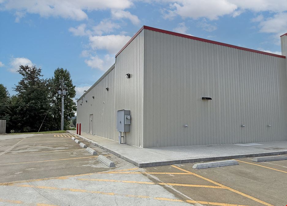 Freestanding Retail Building