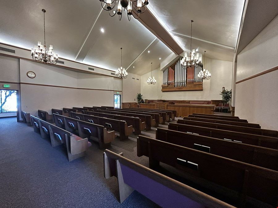 11022 W. Riverside Drive