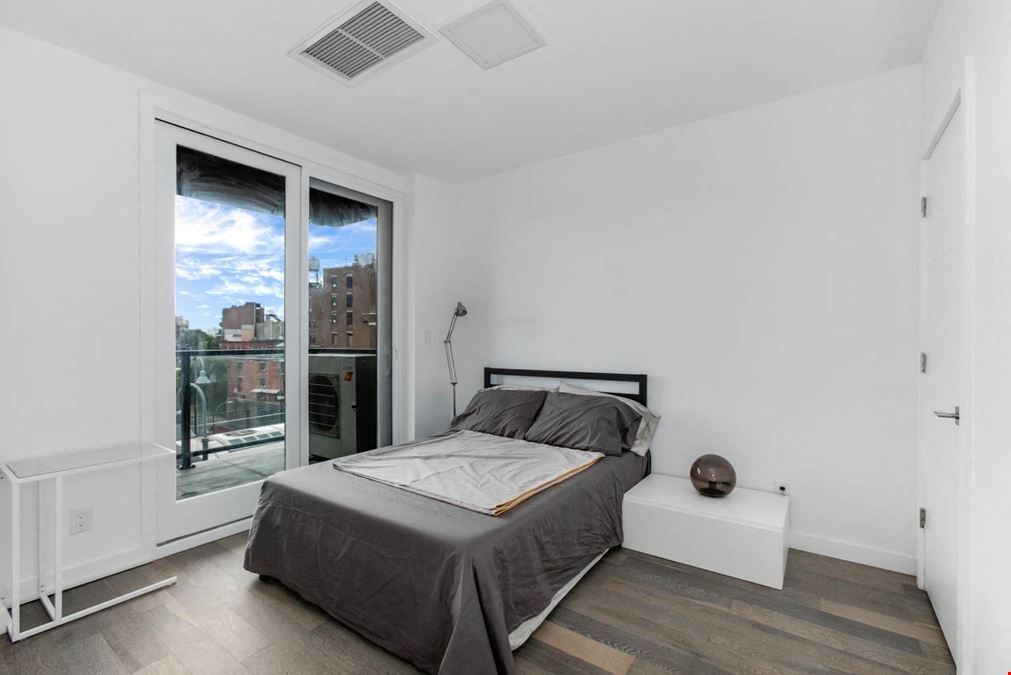  415 & 319 Broadway