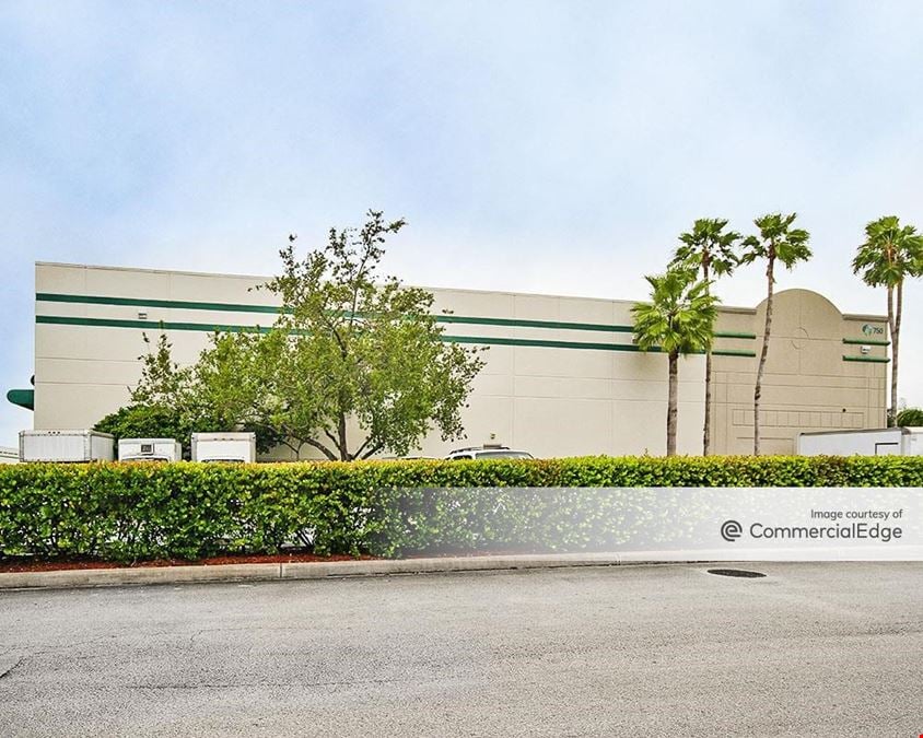 Center Port Building 100
