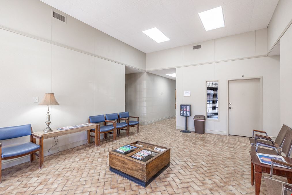 820 Buddy Holly Ave