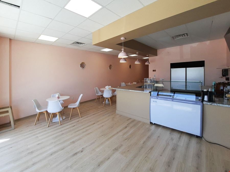 Retail Suites Fronting O'Neal Lane
