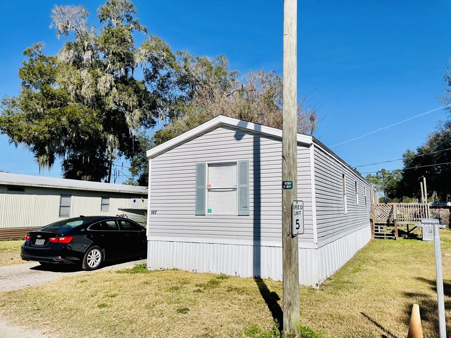 (10% CAP RATE!) SEFFNER SHORES MOBILE HOME PARK FOR SALE (44-UNITS)!