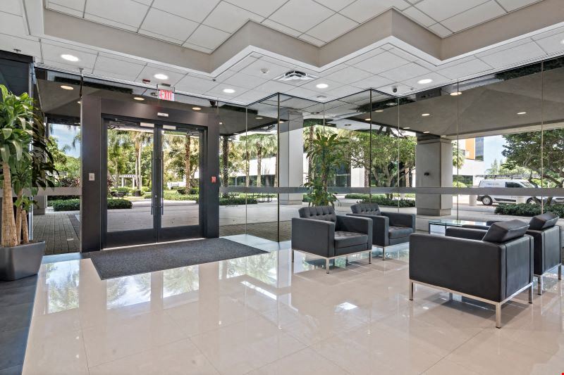 Huntington Square I & II