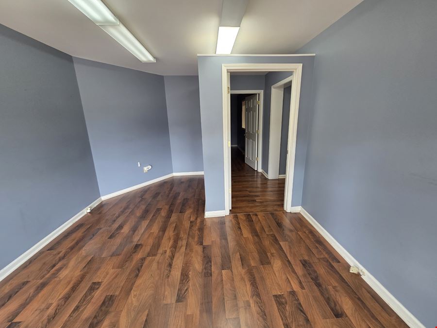 1403 Scottsville Rd