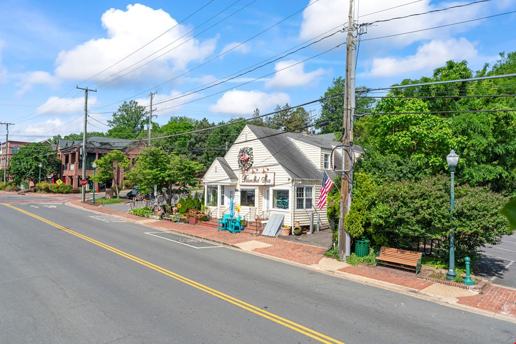 108 Church St NE