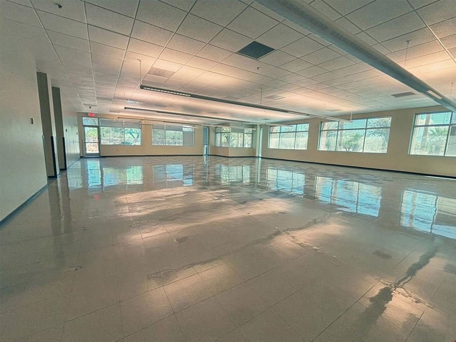 3535 East Valencia Road (R2014)